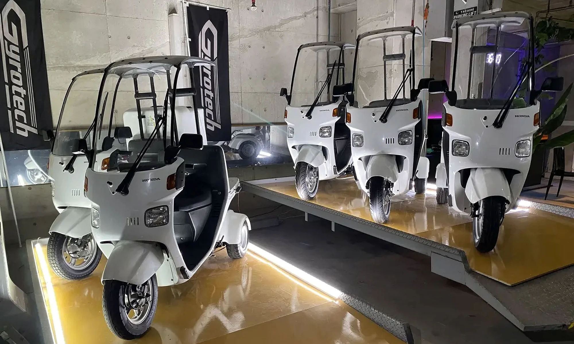 ジャイロテックでは、常時150台以上のジャイロキャノピーを販売車両として在庫。